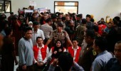 Terdakwa Penipuan First Travel Disoraki Korban di Sidang Perdana