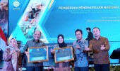 Pj Gubernur Banten Raih Penghargaan Atas Upaya Pemenuhan Hak Penyandang Disabilitas Dari Kemenaker RI